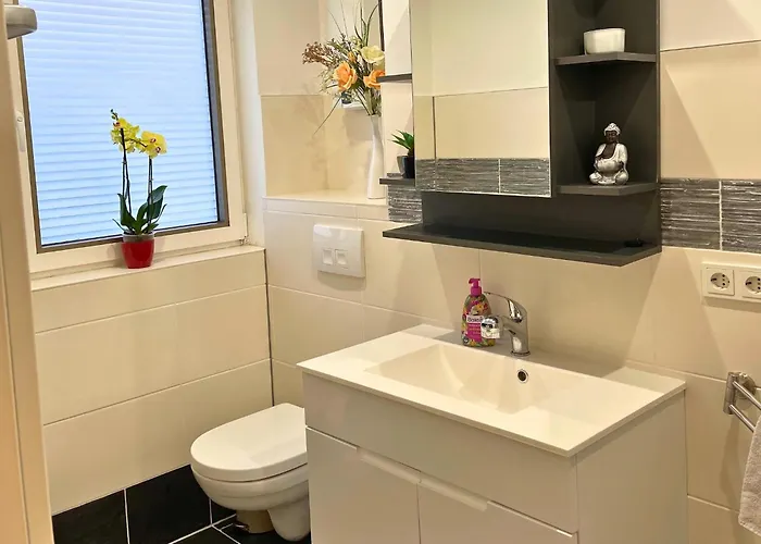 First-floor In טרייר